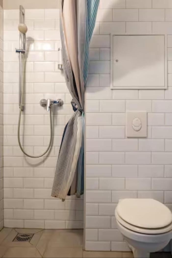 Wallyard Concept Hostel *
