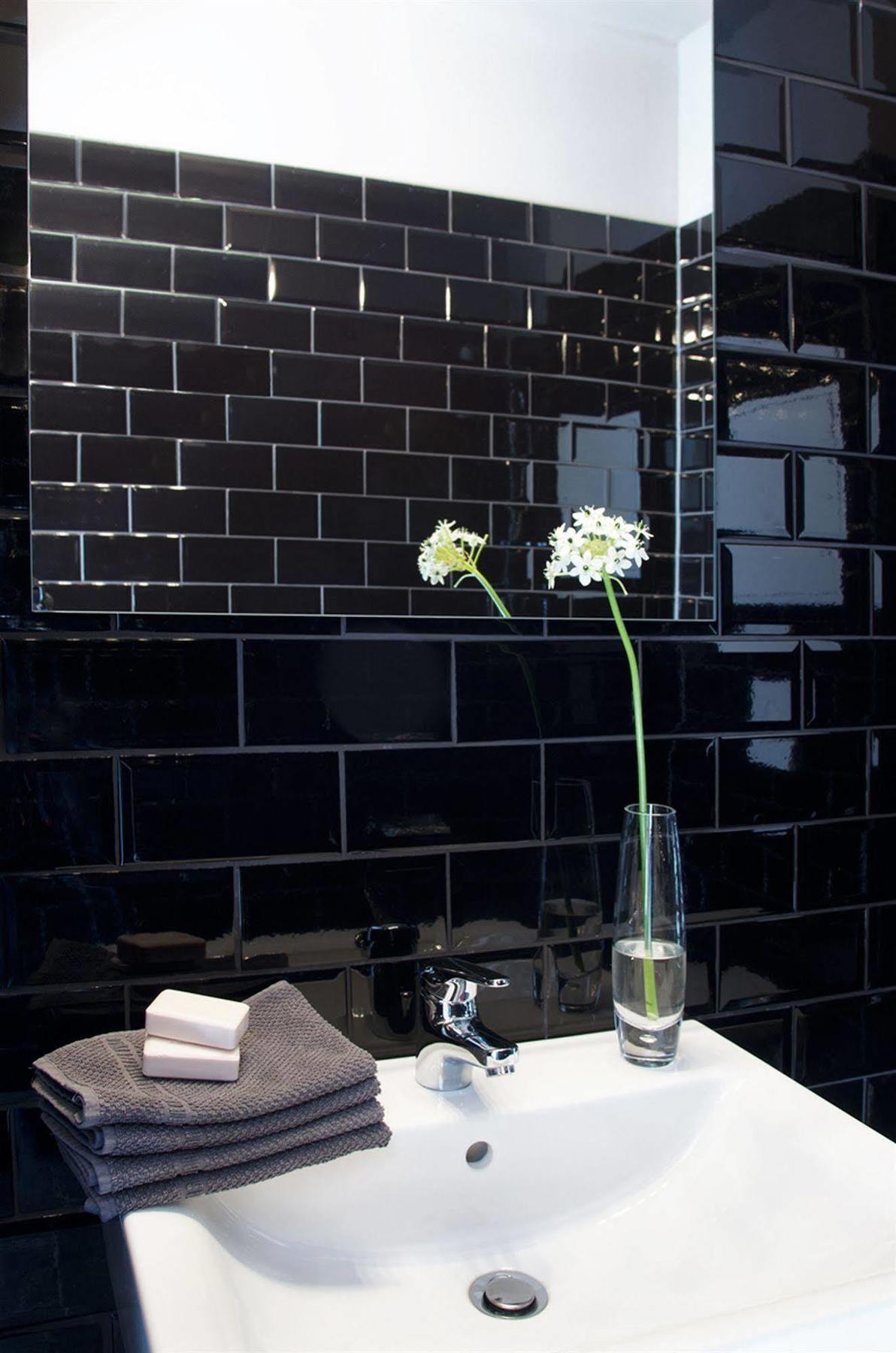 Wallyard Hostel *